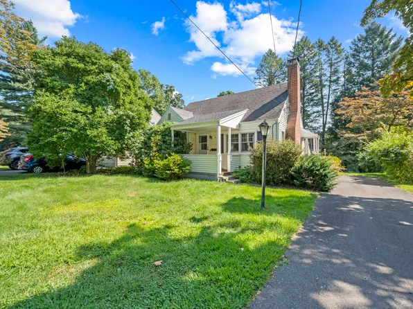 44 Bartlett Avenue, Norwalk, CT 06850