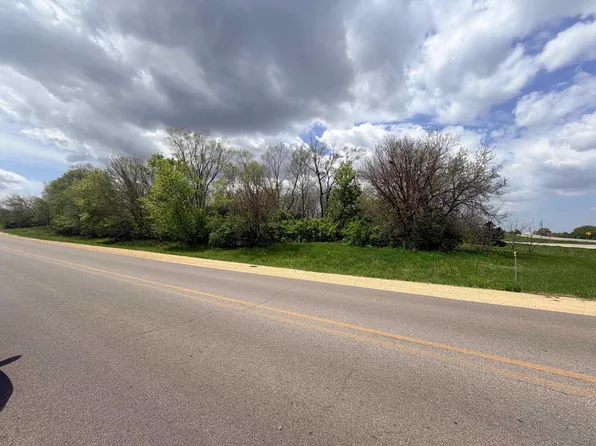 W State St, Rockford, IL 61102