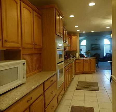 3rd image of 3301 Falcon Ln
