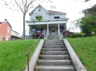 1617 E Maiden St, Washington, PA 15301