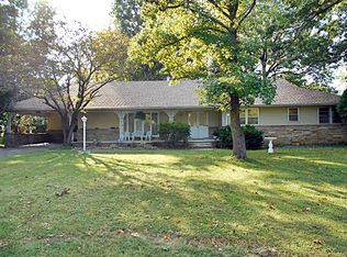 702 E Quincy St, Pittsburg, KS 66762