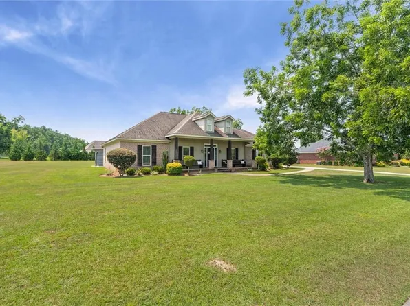 12883 Gaston Loop Rd, Grand Bay, AL 36541