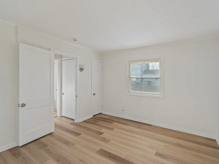 (ACH) Pennsylvania Avenue (Apts 1 - 8) - 314 — Photo 32