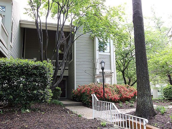 3rd image of 10826 Antigua Ter APT 202
