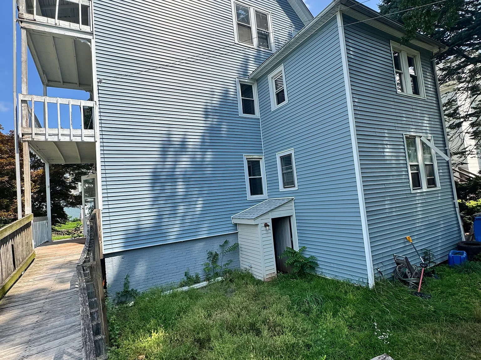 3 bed, 1000 sqft, $1,875 — Photo 3