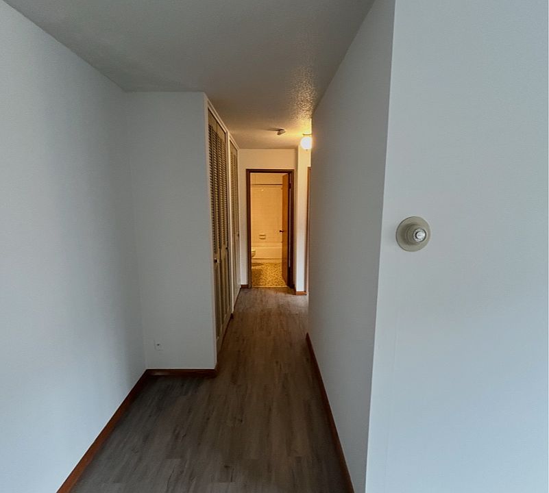 1st image of 3826 Stinson Blvd NE APT 201