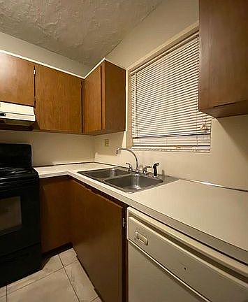 3rd image of 443 NW 97th Pl #443
