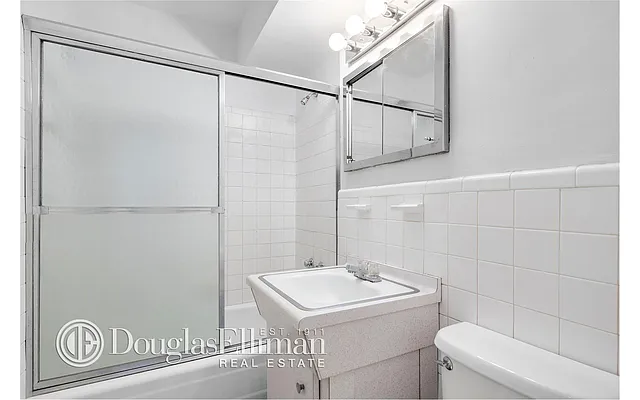 Sold by Douglas Elliman | media 20