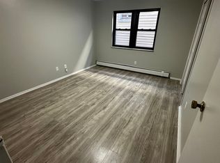 (Undisclosed Address), West New York, NJ 07093