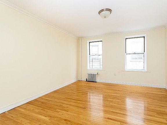 3rd image of 217 Haven Ave APT 6C