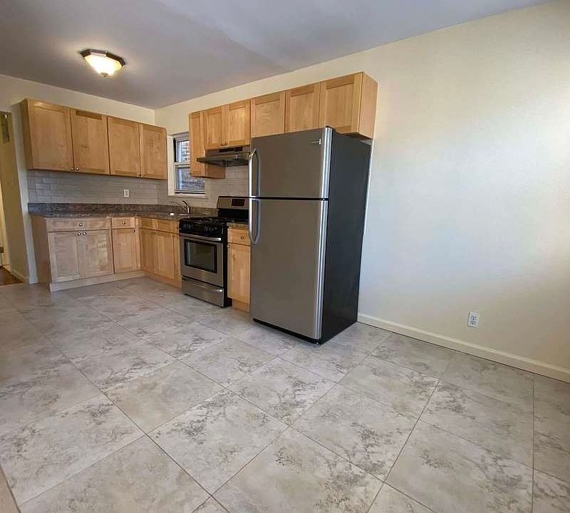 1st image of 25-25 43rd St #2X