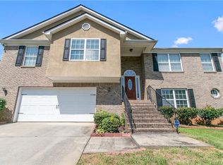 2874 Village Park Dr E, Ellenwood, GA 30294