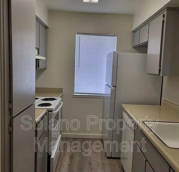 818 E Tabor Ave #8 — Photo 9