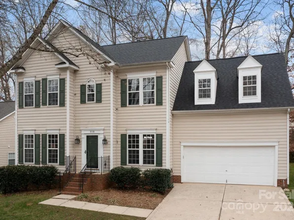118 Meadow Pond Ln, Mooresville, NC 28117