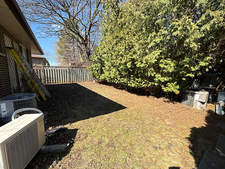 303 Wilson Rd N — Photo 20