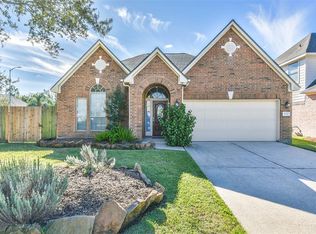 6918 Crystal Dowels Dr, Pasadena, TX 77505