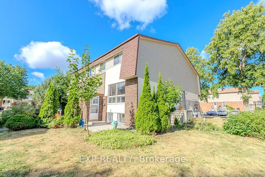 3 bed, $2,495 — Photo 1