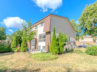 37 Forester Cres, Ottawa, ON K2H8Y3