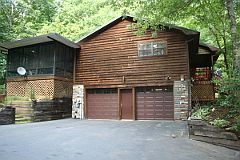 4th image of 64 Pine Tree Ln
