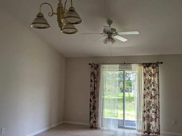 78 Rickenbacker Dr #B, Palm Coast, FL 32164