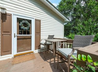 223 Davidson Rd, Swannanoa, NC 28778