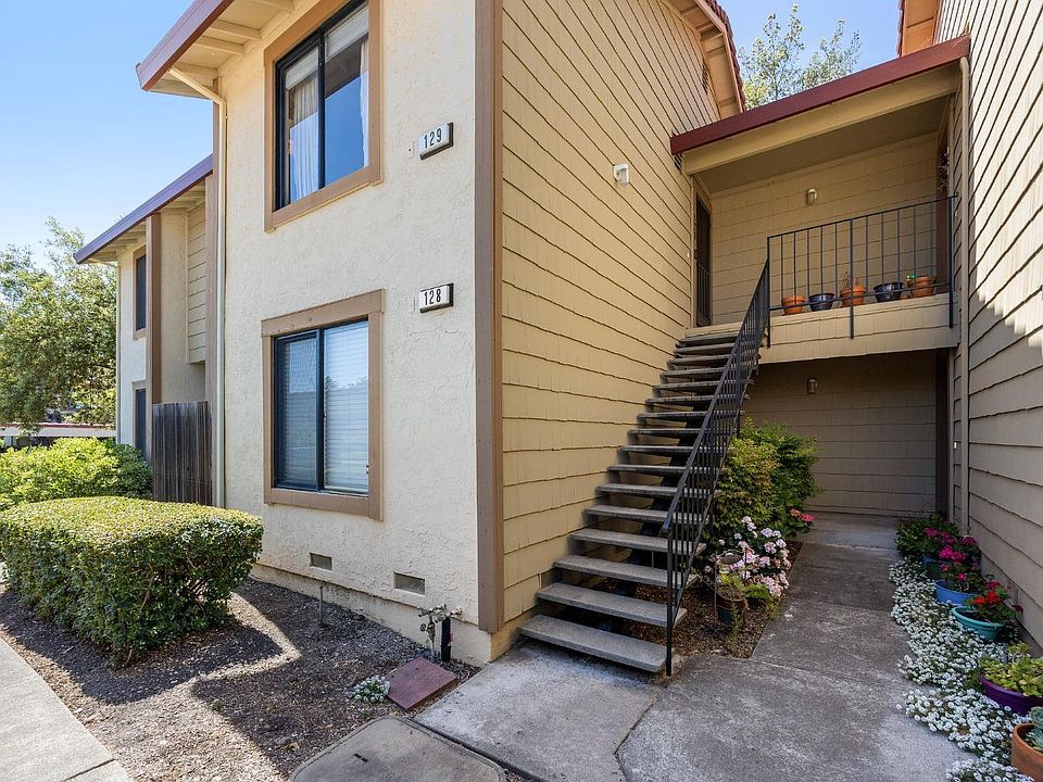 1st image of 129 Park Place Drive
