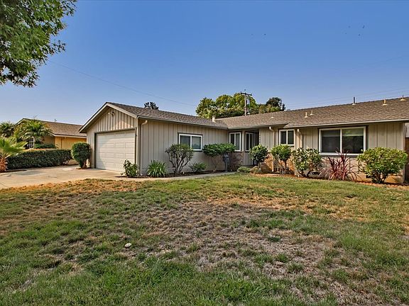 3rd image of 2222 Casa Mia Dr