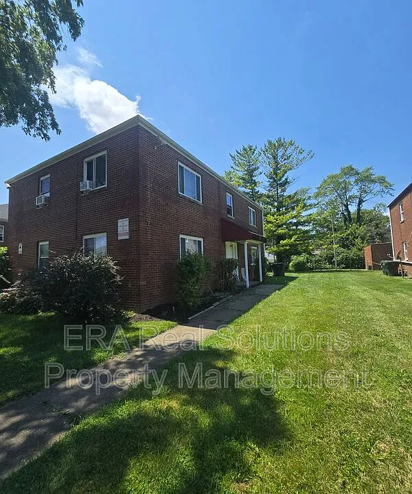 81 N Hampton Rd #B