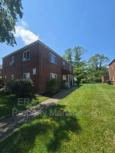 81 N Hampton Rd #B Photo 1