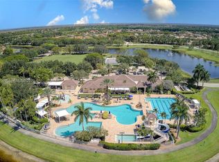 899 Phoenix Way, Fort Lauderdale, FL 33327