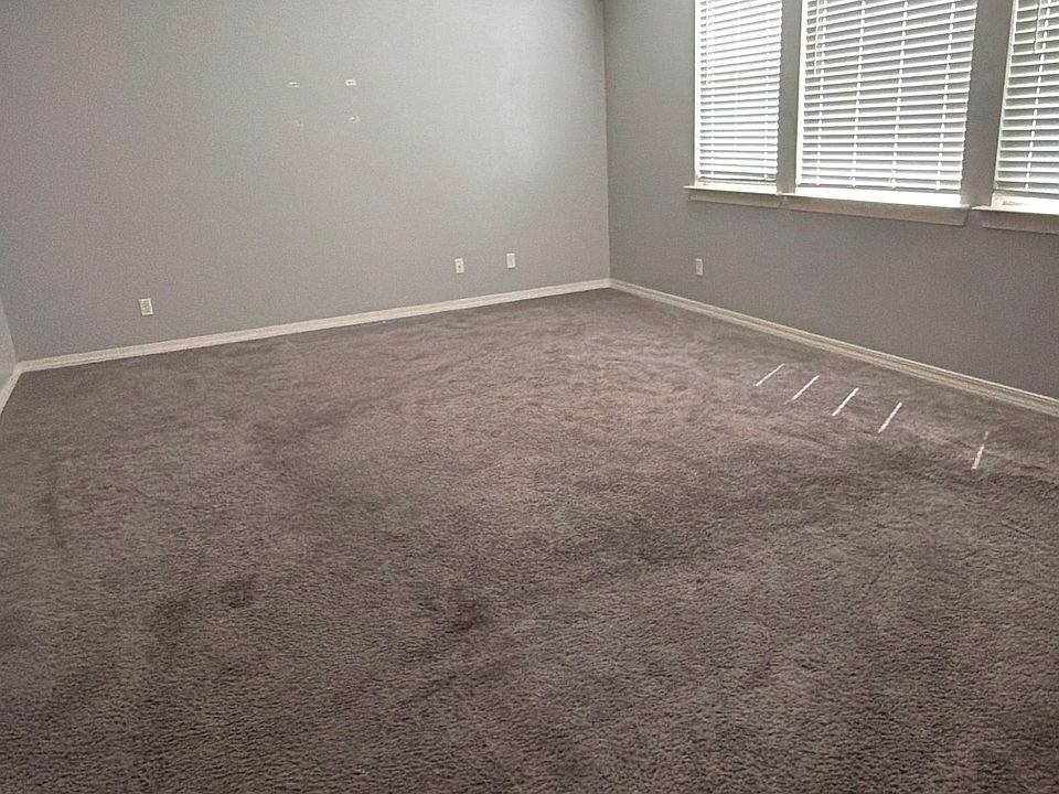 2nd image of 1005 Stoke St