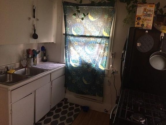4th image of 2521 8th Ave N