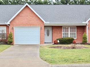 2525 Keeneland Dr, Maryville, TN 37803