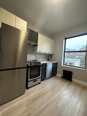 Rented by Peter R. Hungerford, LREB | media 12