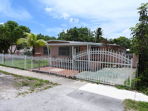 3rd image of 1070 NW 132nd St