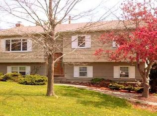 16 Jones Dr, Highland Mills, NY 10930