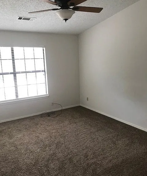 1376 N Oakland Ave #9 — Photo 9