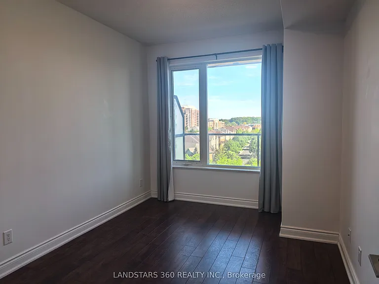277 S Park Rd #802 — Photo 12