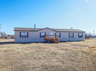 327 Brooks Dr, Fritch, TX 79036