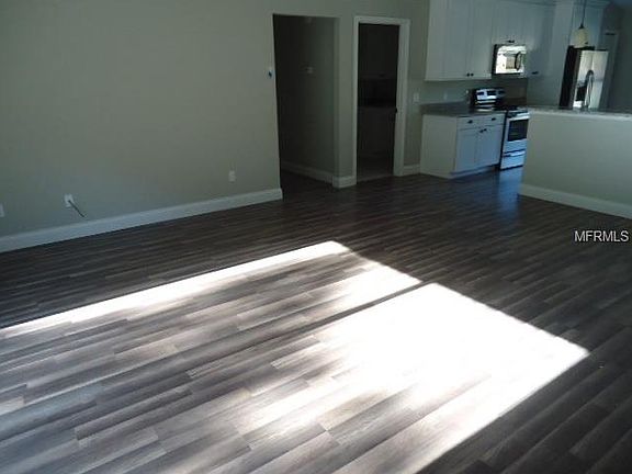 3rd image of 6841 Hampshire Blvd