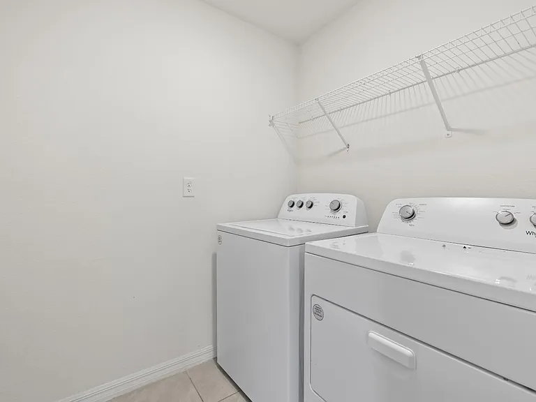 10663 Chippewa Dr — Photo 30