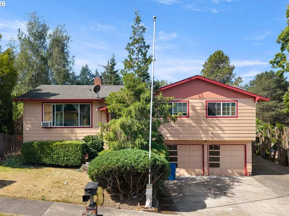586 SW 6th St, Gresham, OR 97080