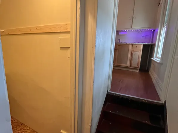 315 S 4th St, Coshocton, OH