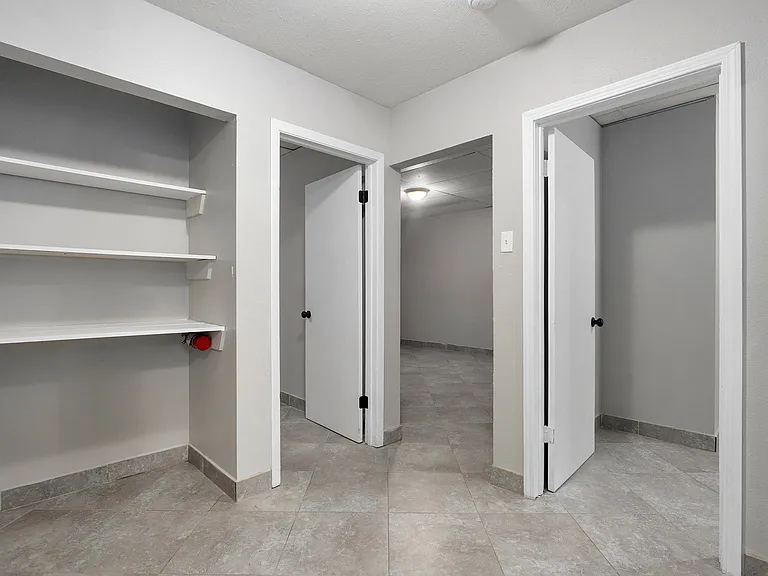 22140 Main St #1 — Photo 7