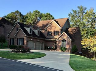 2001 Brookhaven Dr, London, KY 40744