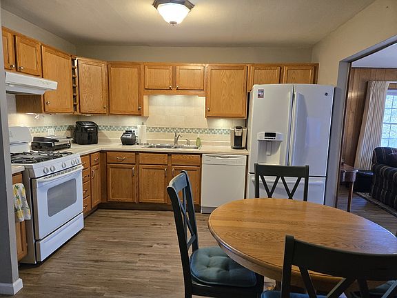 4th image of 122 Fairlane Dr