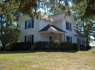 5358 Round Lake Rd, Laingsburg, MI 48848