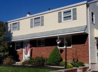 288 Heather Rd, King Of Prussia, PA 19406