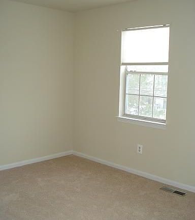 4th image of 173C Fairfield Dr
