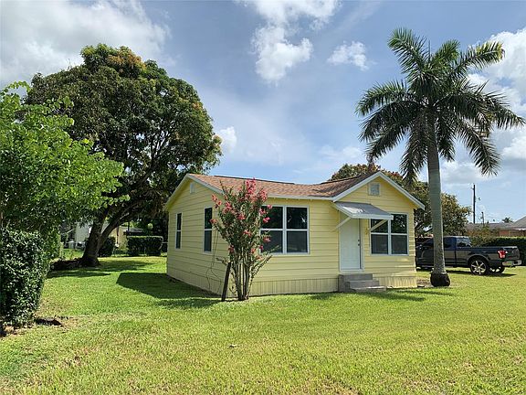 4th image of 337 E Obispo Avenue